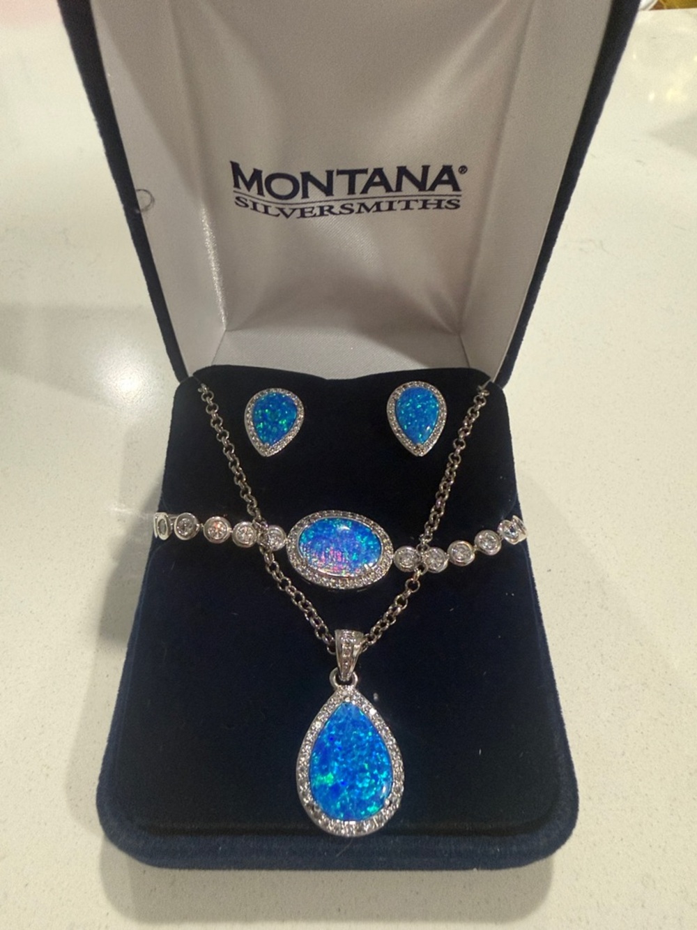 Montana Silversmiths Blue Opal Teardrop Necklace and Bracelet and earrings Set